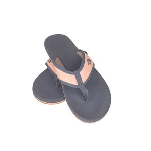 The North Face Kids Base Camp Flip Flop Gray Peach Size 2